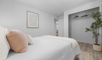 4819 Likini St, Honolulu, HI 96818