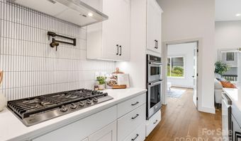 214 Torch Light Way, Asheville, NC 28806