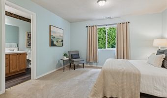 12805 SW NIGHT HERON Ln 102, Beaverton, OR 97007