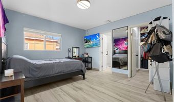 5030 Newcastle Ave, Encino, CA 91316