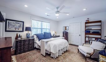 430 Valley Rd, Alexander City, AL 35010