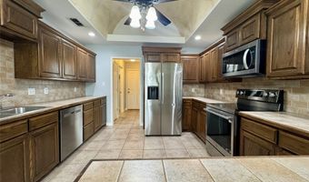 7918 Skyline Dr, Abilene, TX 79606