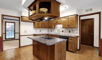 2407 LACOSTA Dr, Bartlett, TN 38134