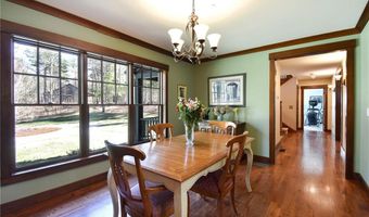 165 Lenihan Ln, East Greenwich, RI 02818
