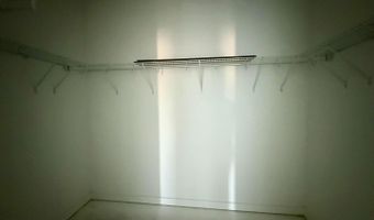 186 Peeps Ct, Adkins, TX 78101