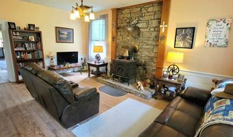 8079 Wayside Creamery Rd, Alderson, WV 24910