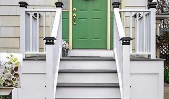 102 Willett Ave, East Providence, RI 02915