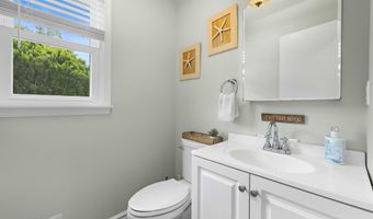 111 E Lincoln Ave, Atlantic Highlands, NJ 07716