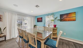 378 Bayview Ave, Bayville, NJ 08721
