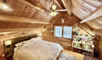 1207 Iron Gate Rd, Cambridge, VT 05444
