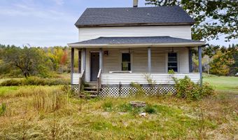 529 Riverside Dr, Auburn, ME 04210