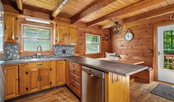 450 Franklin Rd, Coventry, RI 02816
