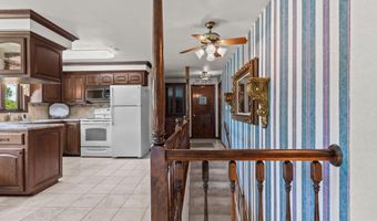 630 W CAPITOL Dr, Appleton, WI 54911