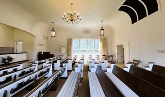 2 Howard St, Augusta, ME 04330