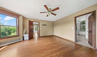 45 Carmel Rd, Bethany, CT 06524