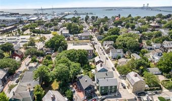 8 Cross St 2, Newport, RI 02840