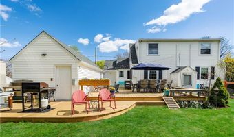 42 Grasslands Rd, East Greenwich, RI 02818