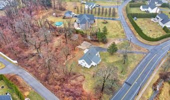 90 Battle St, Bristol, CT 06010