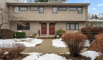 9 Intown Ter 9, Middletown, CT 06457