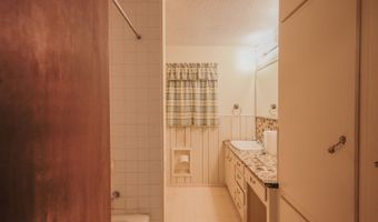 708 15th St, Abernathy, TX 79311