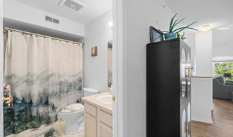 1876 Lindsay Ln, Ann Arbor, MI 48104