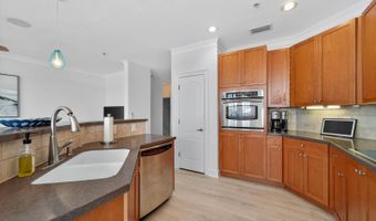 6428 Sunset Bay Cir, Apollo Beach, FL 33572