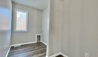 406 S Raccoon Rd, Austintown, OH 44515