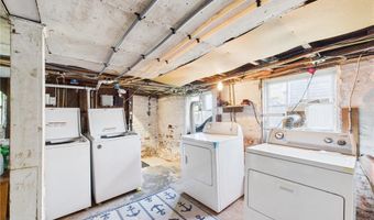 19 Remington St, Warwick, RI 02888