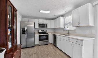 8307 PONDSIDE Ter, Alexandria, VA 22309