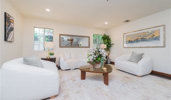 325 E Duarte Rd C, Arcadia, CA 91006