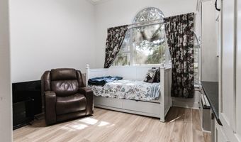 7937 Walnut Dr, Alvarado, TX 76009