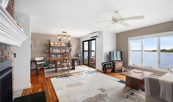 267 Fishing Cove Rd, North Kingstown, RI 02852