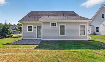 2 Kings Pine Ln, Arundel, ME 04046