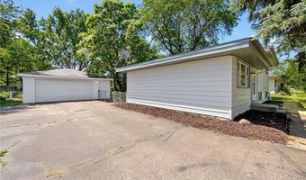 926 38th Ave, Anoka, MN 55303