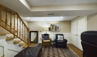 2 Signal Ridge Way, East Greenwich, RI 02818