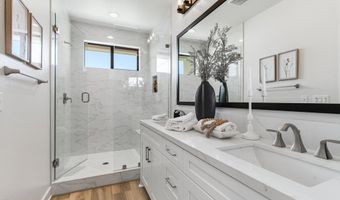 306 E Las Flores Dr, Altadena, CA 91001