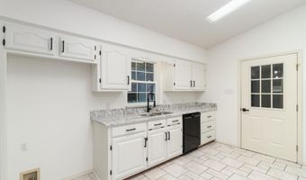 24 Descollar Cir, Hot Springs Village, AR 71909