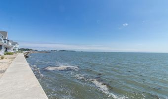34 Island View Ave, Branford, CT 06405