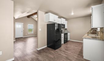 301 Ave L, Abernathy, TX 79311