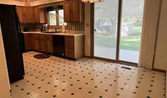 509 N 12th St, Albia, IA 52531