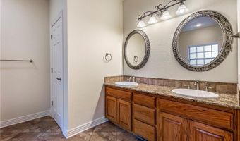 40 Merritt Dr, Bella Vista, AR 72714