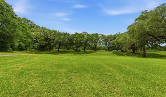 776 Sand Pit Rd, Arnaudville, LA 70512
