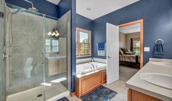 596 Vaughn Trl, Akron, OH 44319