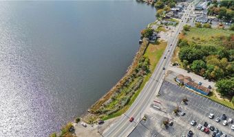495 Tiogue Ave, Coventry, RI 02816