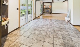 186 E Gay Dr, Alexandria, IN 46001