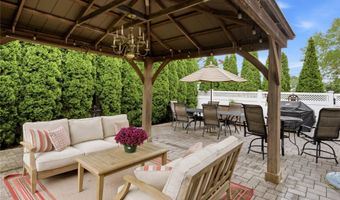 99 Oldfield Ave, Amityville, NY 11701