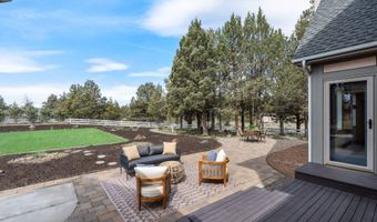 1221 NW 74th St, Redmond, OR 97756