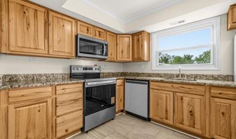 5013 AMERICANA Dr, Annandale, VA 22003