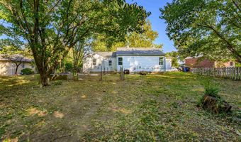 1621 Dearborn St, Augusta, KS 67010