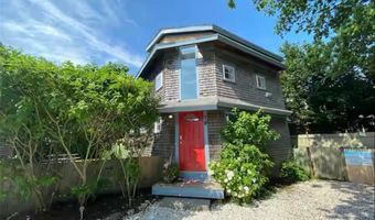 19 Warren Ave 19, Middletown, RI 02842
